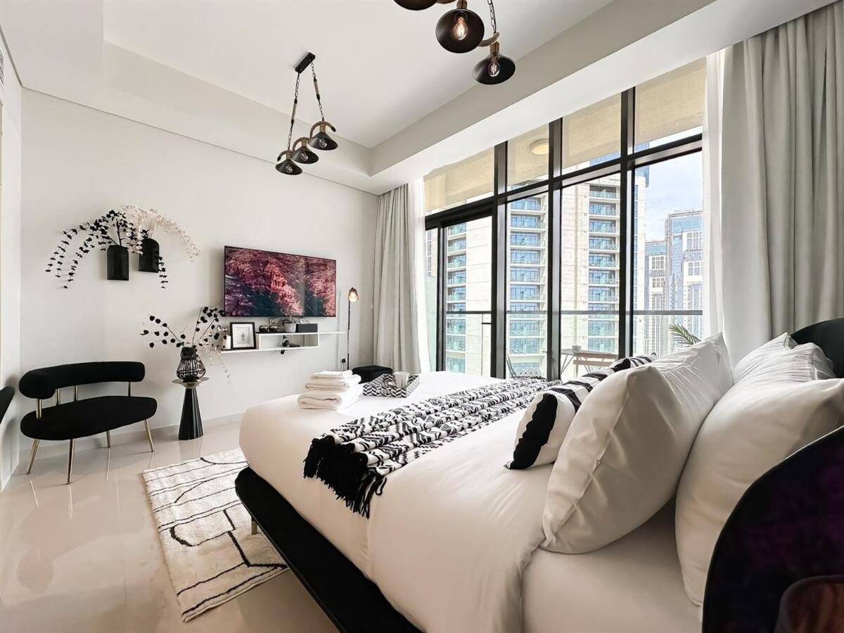Trophy-twilight Edge 55th Floor W Lush Lagoon Pool Appartement