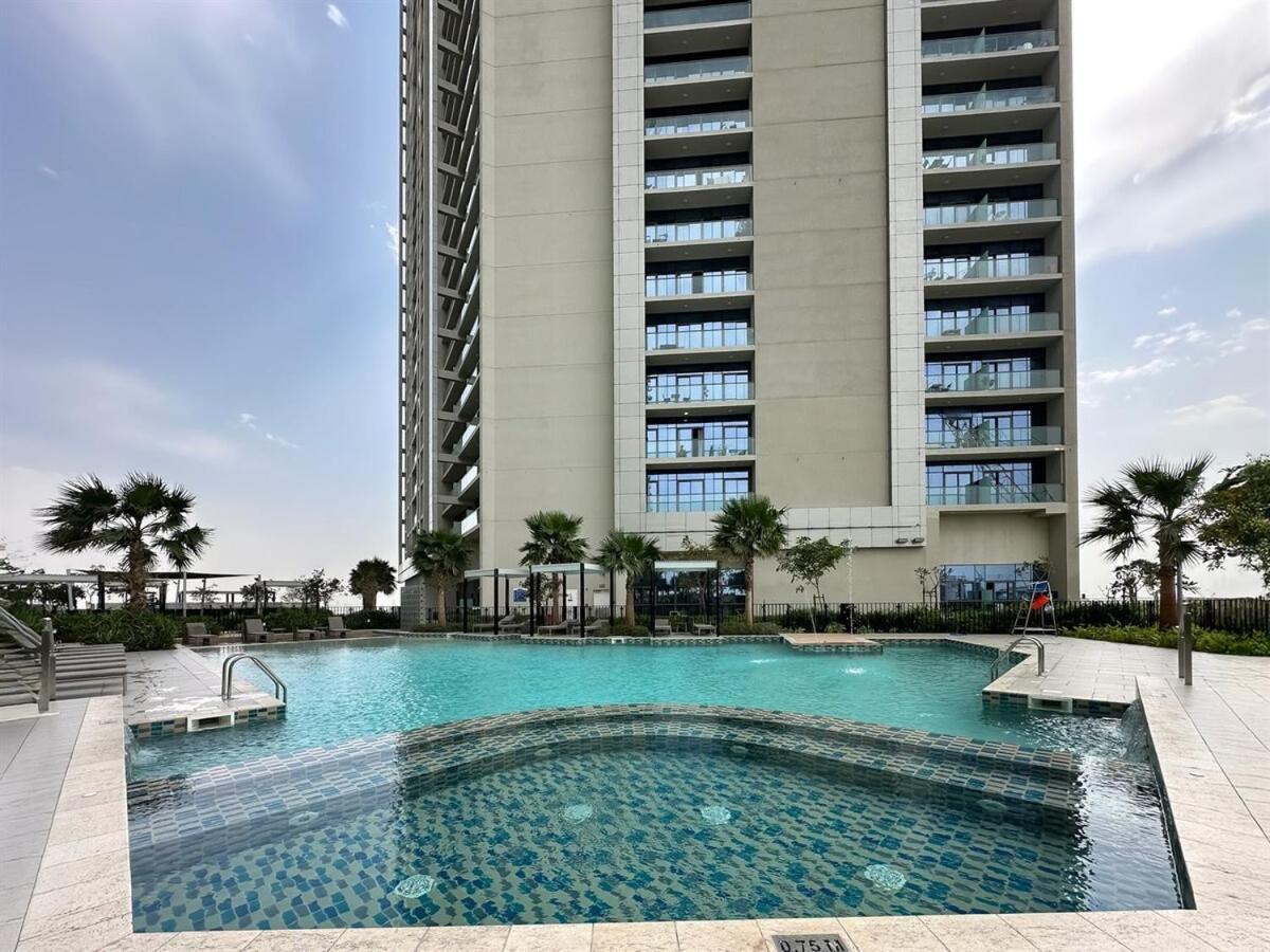 Appartement Trophy-twilight Edge 55th Floor W Lush Lagoon Pool *