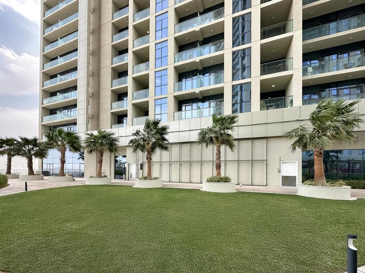 Trophy-twilight Edge 55th Floor W Lush Lagoon Pool Appartement